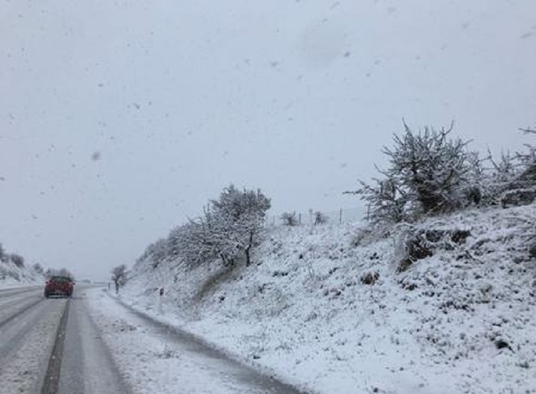 Meteo, le previsioni: da mercoledì temperature in picchiata di 15 gradi (foto d'archivio Ansa)