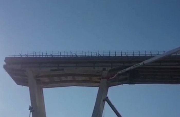 Genova demolizione Morandi