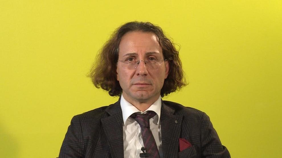 Giulia Grillo, il ministro della Salute contro Panzironi, guru tv delle diete: "Non si scherza con la salute"