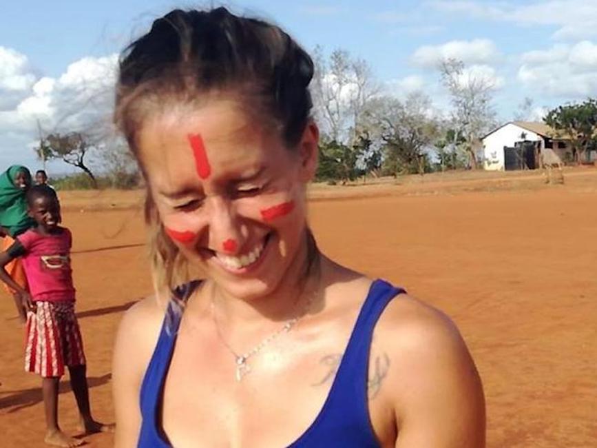 Silvia Romano, la polizia del Kenya: "E' viva e ancora nel Paese"