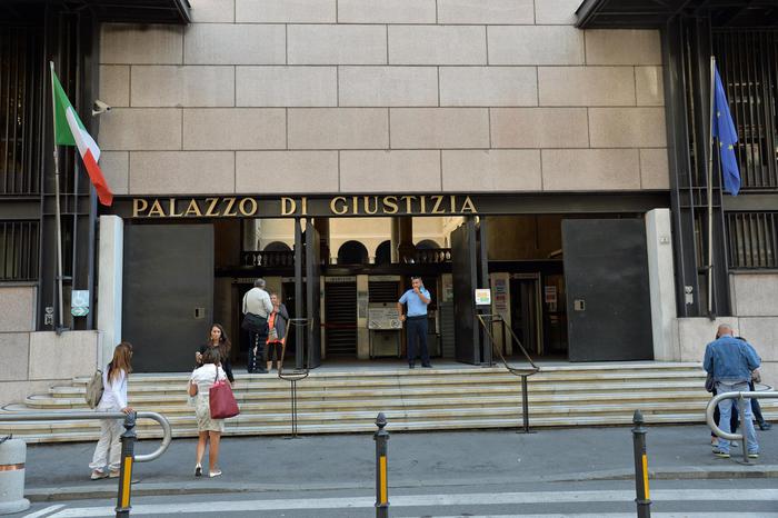 Genova, allarme bomba al tribunale. Seconda volta in un mese