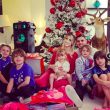 Wanda Nara mozzafiato anche a Natale, il vestito lascia tutti a bocca aperta. Video e foto Instagram
