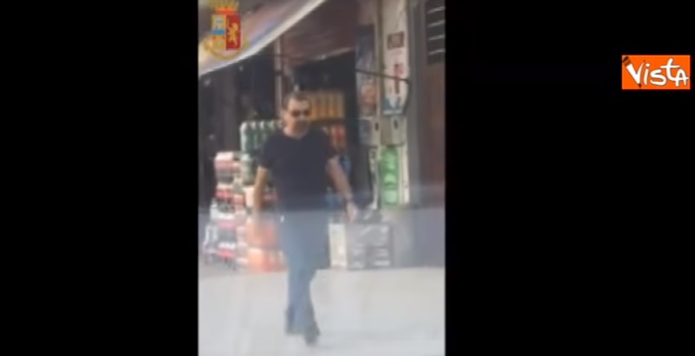 Cesare Battisti, tradito da Facebook e... dall'alcol VIDEO