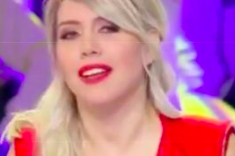 Agenti Fifa, torna l'albo. Svolta anti Wanda Nara