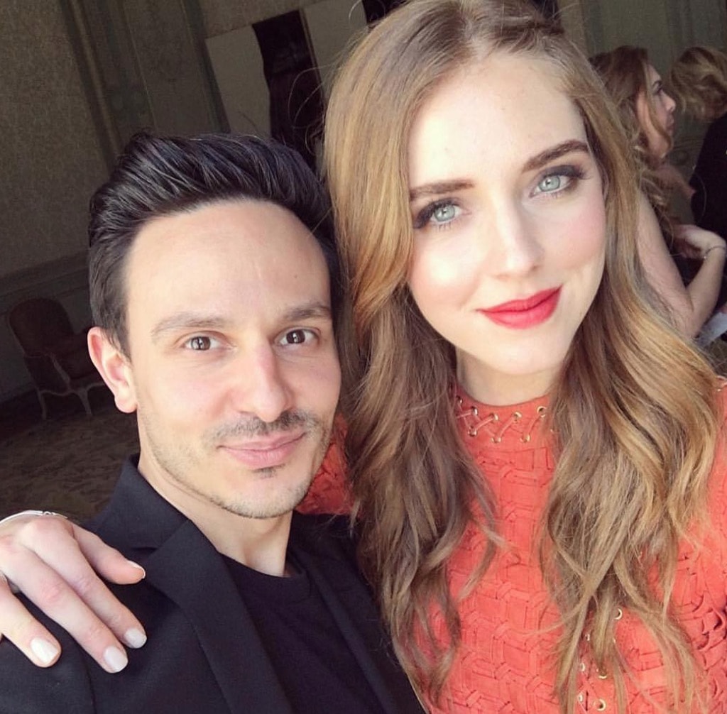 Chiara Ferragni ai funerali di Alessio Sanzogni: in lacrime in chiesa