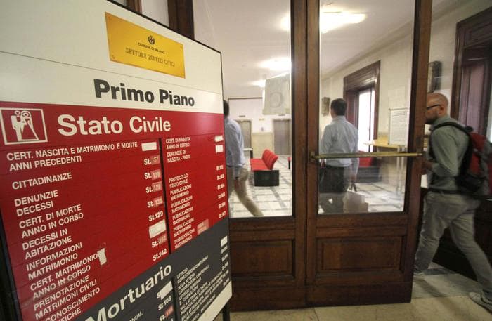 Reddito di cittadinanza: divorzi finti, nuove residenze...trucchi all'Anagrafe