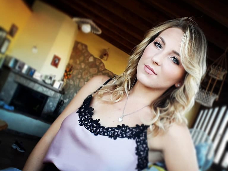 Esplosione Parigi, Angela Grignano operata. Il fratello: "Rischia amputazione della gamba"