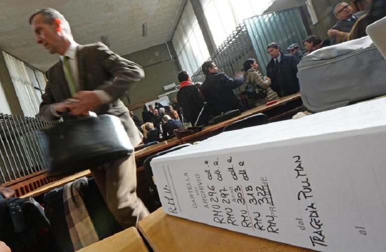 Autostrade e la sentenza sul bus in Irpinia: "Rammarico per le condanne" (foto Ansa)