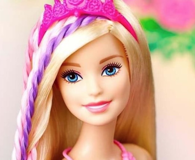 Margot Robbie sarà Barbie al cinema, nel primo film sulla bambola Mattel