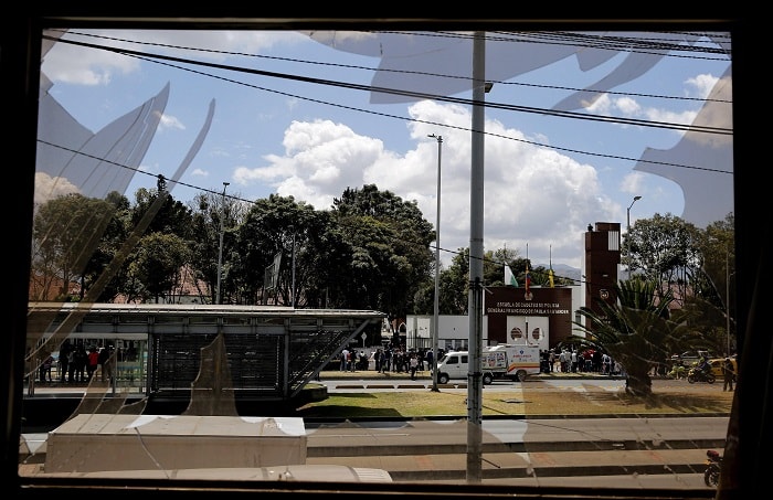 Colombia: autobomba kamikaze alla stazione di polizia di Bogotà, 9 morti