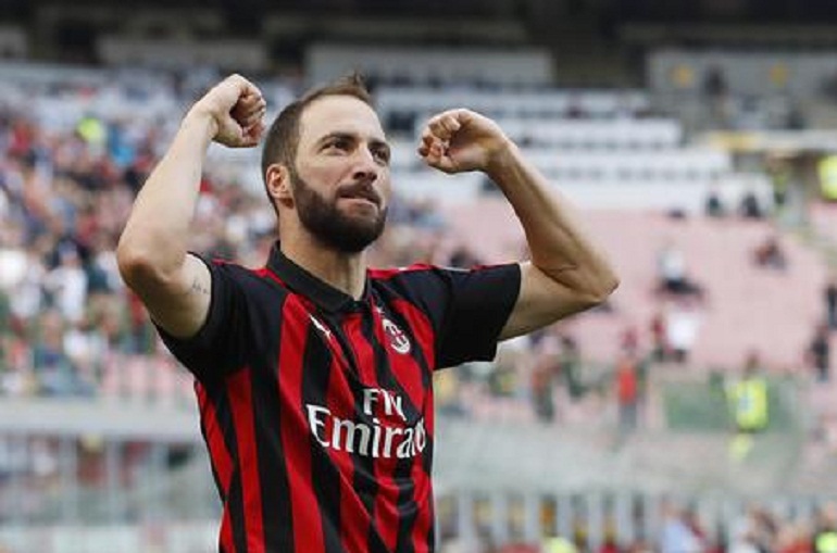 Calciomercato Milan, Higuain ha detto sì al Chelsea. E Morata... si avvicina al Siviglia (foto Ansa)