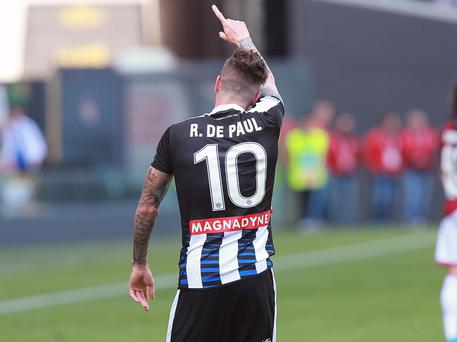 Calciomercato Roma, De Paul nel mirino. Karsdorp verso il Feyenoord