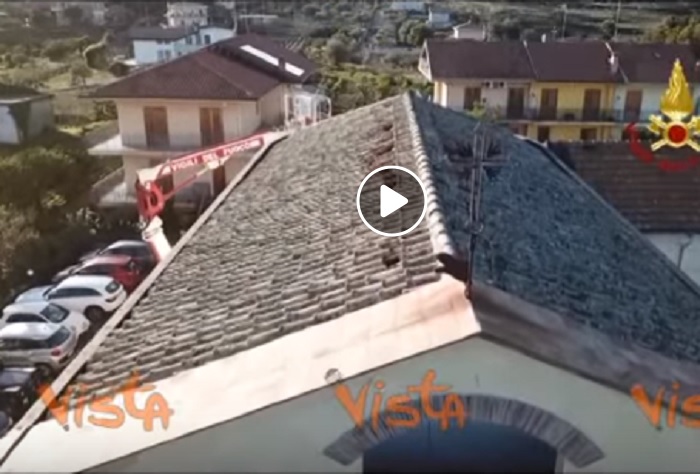 Terremoto Sicilia, a Catania le operazioni dei Vigili del Fuoco per la messa in sicurezza