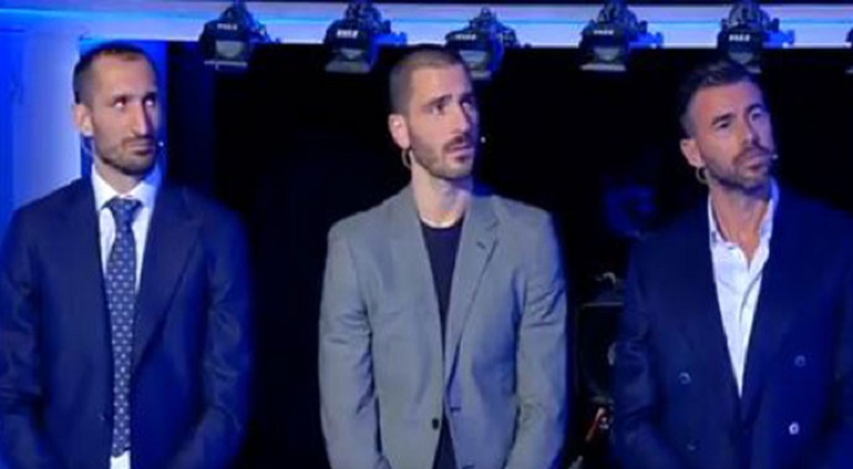 "C'è Posta per Te", Chiellini con gli occhi lucidi in studio