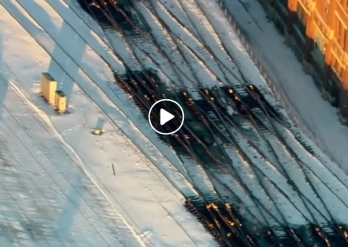 Chicago, -40 gradi: binari della metro "incendiati" per evitare che si deformino