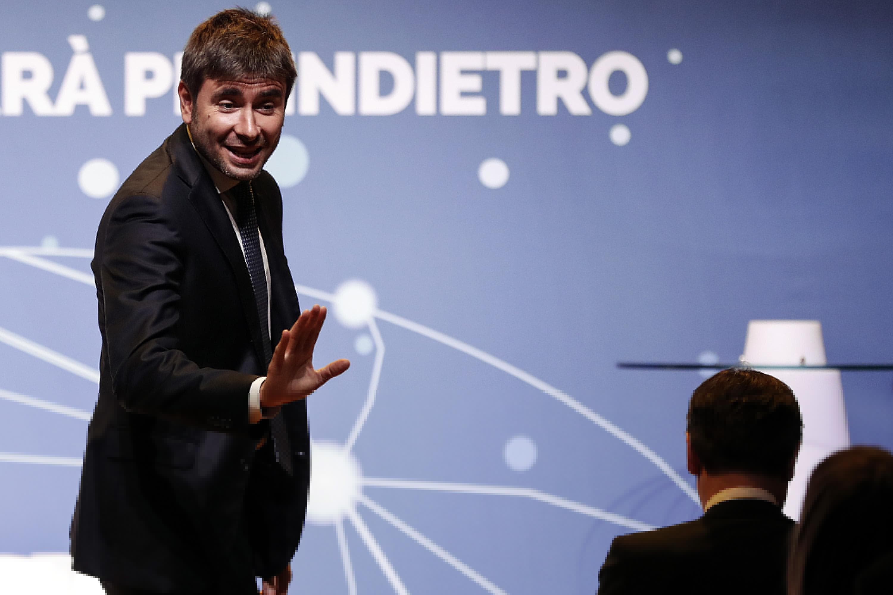 Di Battista: "Costringere Salvini a votare il reddito di cittadinanza una vittoria M5S"