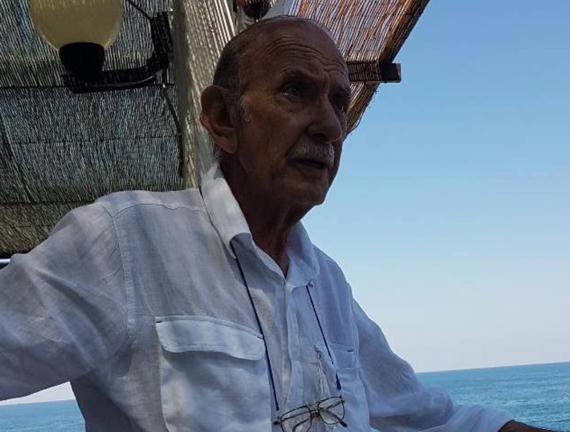 Alessandro Di Battista, il padre Vittorio: "E' vero, avevo un lavoratore in nero. Scusami Ale"