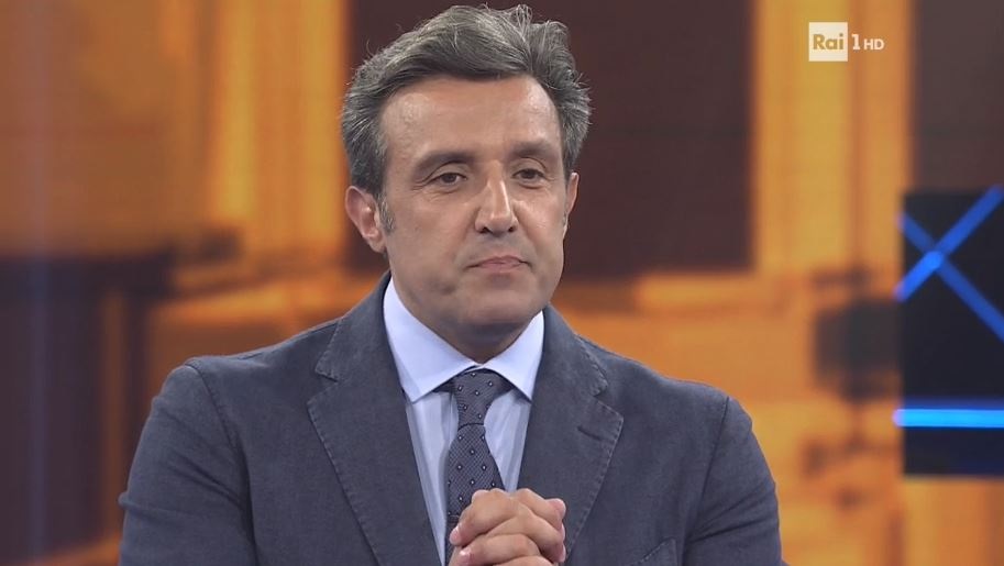 L'Eredità, la domanda: "In Germania prima dell'euro che moneta c'era?". E il concorrente risponde: "Il franco"