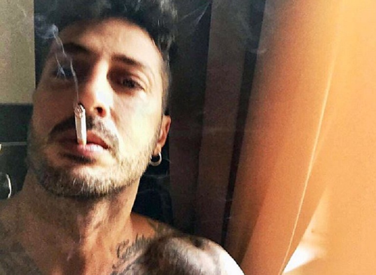 Fabrizio Corona: "Lo psichiatra mi disse che mio figlio Carlos non era come gli altri. Allora chiamai Belen e..." (foto Instagram)