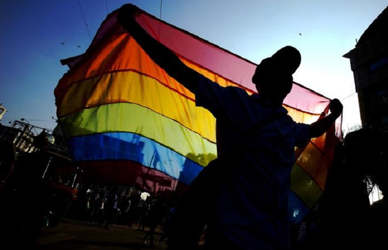 Monza, critica il bar su Google. Il gestore: "A me i gay fanno rigurgitare" (foto d'archivio Ansa)
