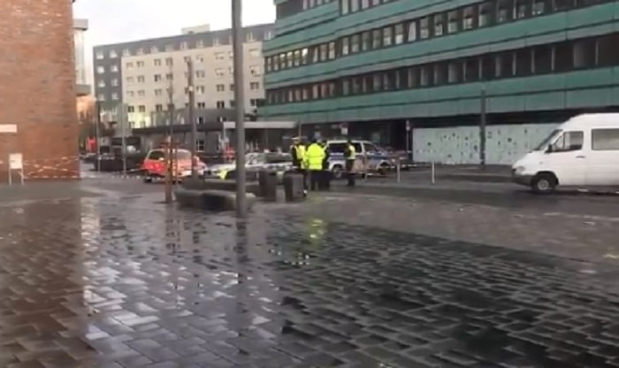 Germania auto su folla