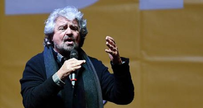 M5S, svolta pro-vax: Grillo firma con Renzi il manifesto di Burioni