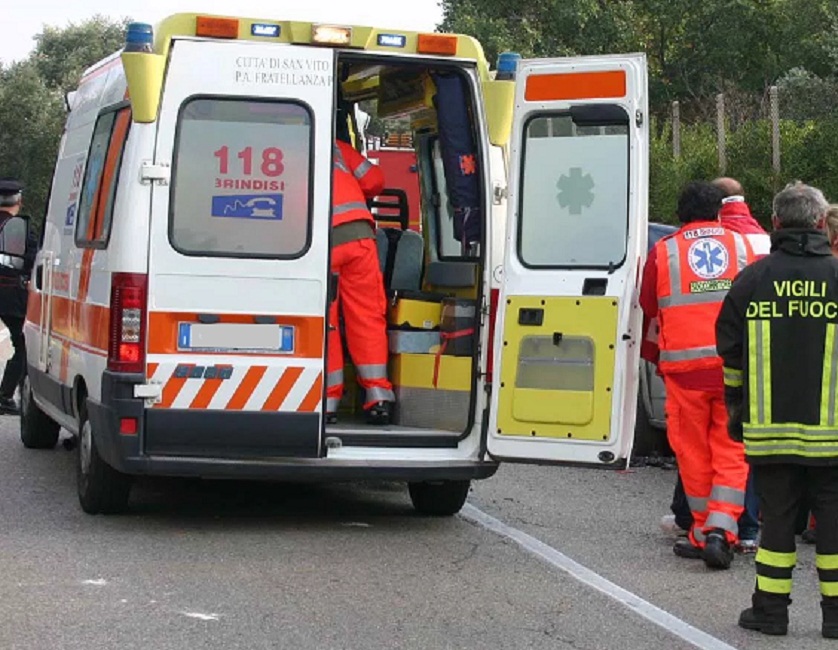 Ortona, schianto auto-bus: guardia giurata muore sul colpo