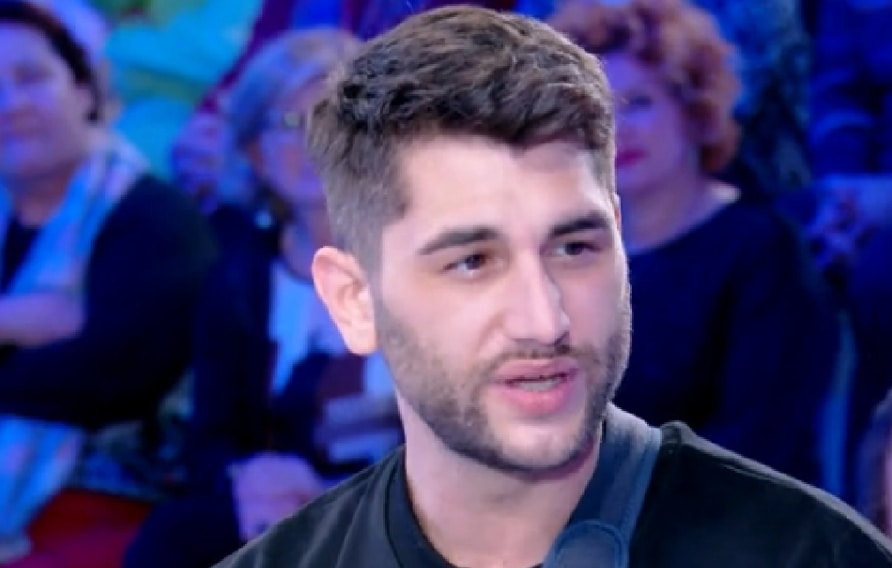 "Isola dei Famosi", Jeremias Rodriguez chiede aiuto a... Andrea Iannnone