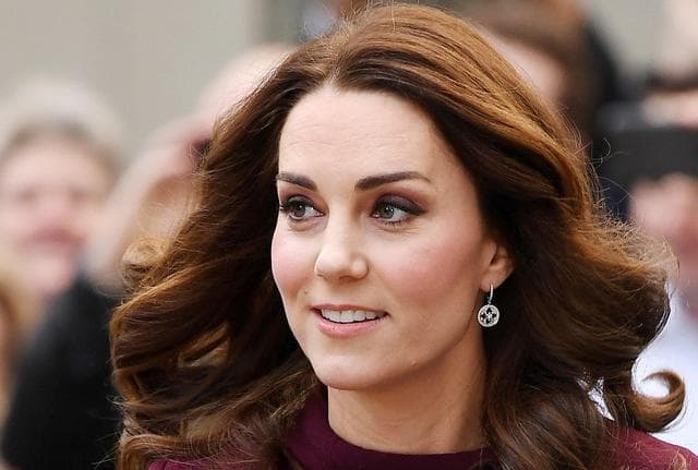 Kate Middleton rifatta? Un chirurgo anonimo sostiene di sì