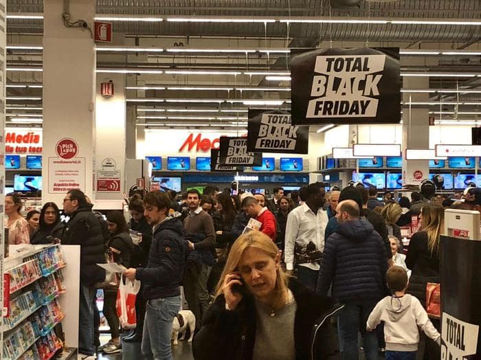 Lavoro in Italia: 200 mila posti schifati dagli italiani. E sono finiti anche gli stranieri