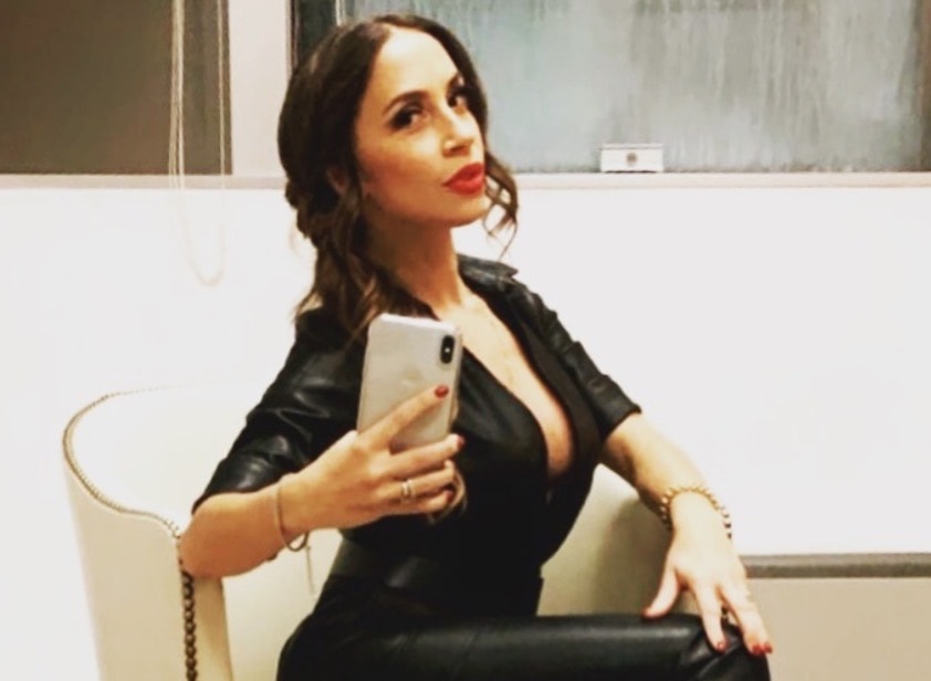 Malena la Pugliese a Mai dire talk: "Renzi o Rocco Siffredi? Ho scelto il più solido"