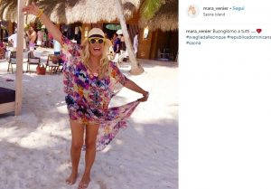 Mara Venier ai Caraibi, la FOTO in costume3