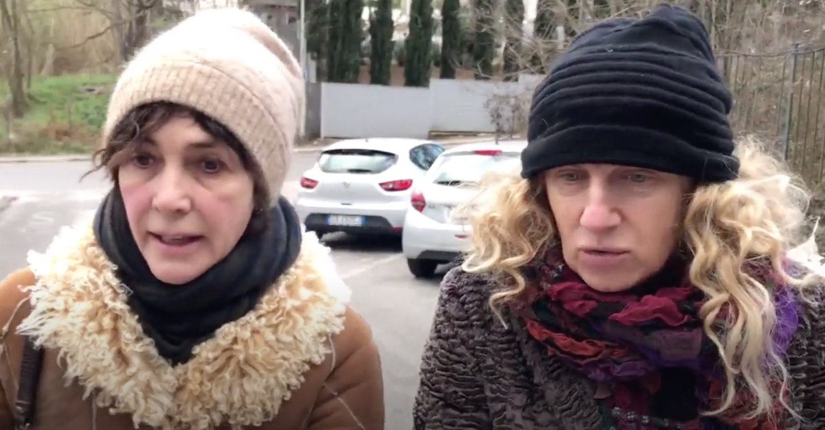 Maria Amelia Monti, Angela Finocchiaro e la raccolta differenziata a Roma. Il video tragi-comico