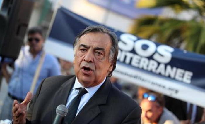 Sindaci ribelli: Salvini fabbrica clandestini. Ma la rivolta viola la legge dello Stato