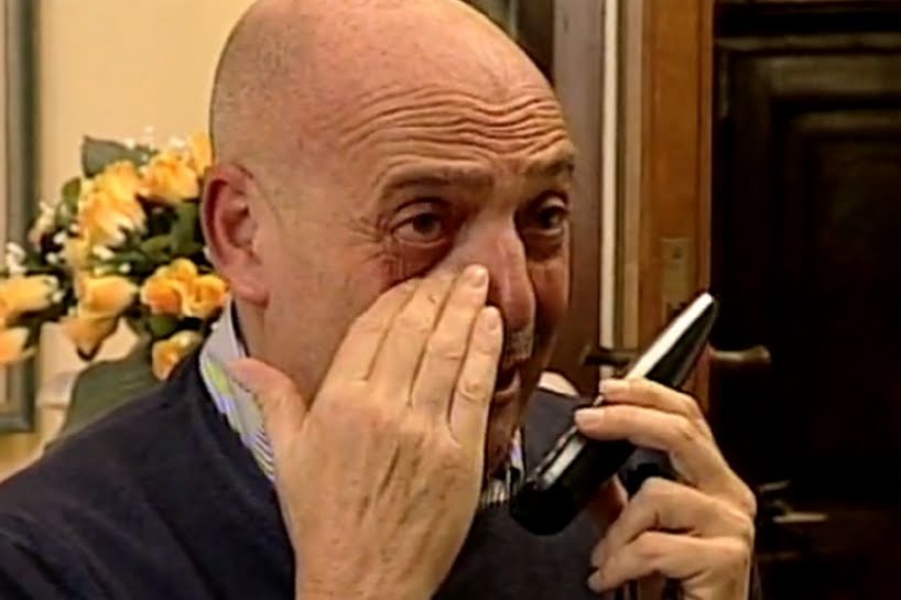 Paolo Brosio: "Viva la Madonna ma anche le... mega tope"