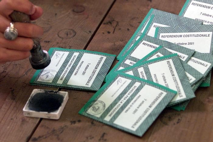 Referendum quorum: la democrazia del 13% comanda. M5S e Pd, ci sono messi in due!