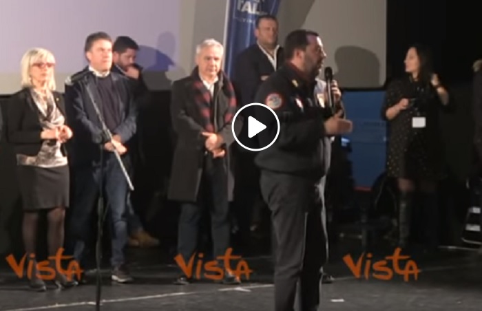 Salvini: "Mangiare italiano atto politico. Bene dazi Ue su riso"