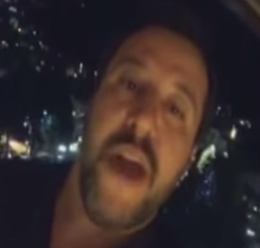 Salvini, video-messaggio su Facebook: "Sicurezza? Con noi Italia ha riconquistato i suoi confini"
