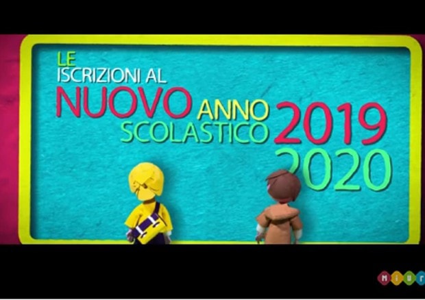 Scuola, iscrizioni online al via. Come funziona la procedura