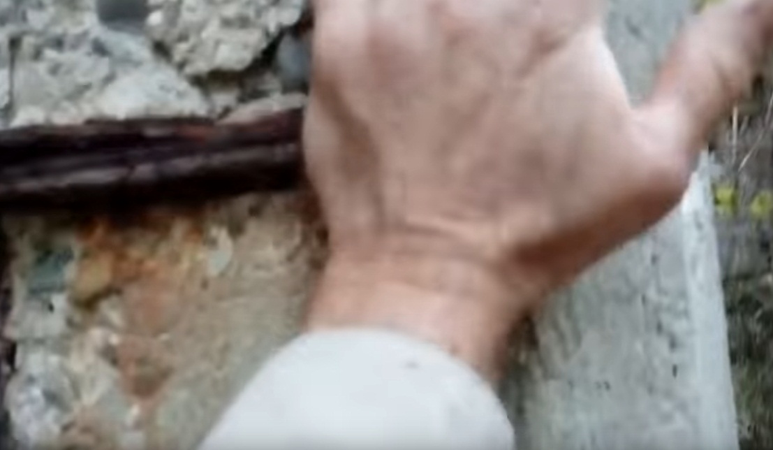 YOUTUBE Massimo Tizzi, il poliziotto in pensione che denunciò le condizioni precari del viadotto Puleto della E45