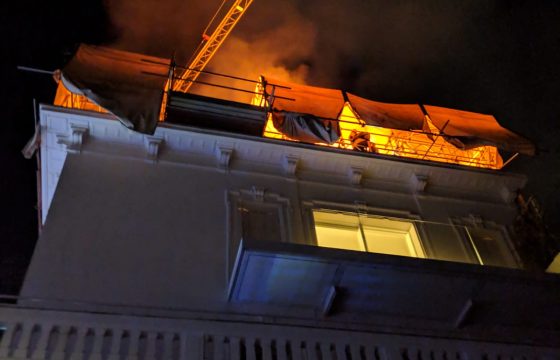 Milano, incendio in via Porpora: l'intervento dei Vigili del Fuoco 2