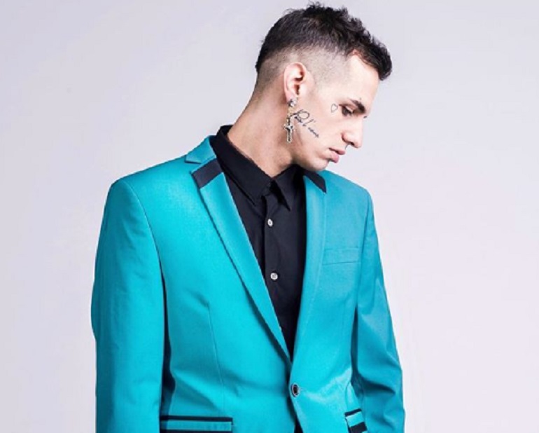 Achille Lauro: "Oggi ho pagato per riavere i gioielli che mia madre aveva impegnato" (foto Instagram)