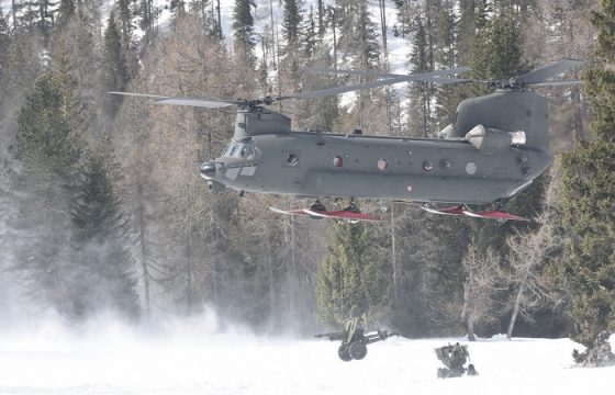 gli alpini si esercitano in montagna6