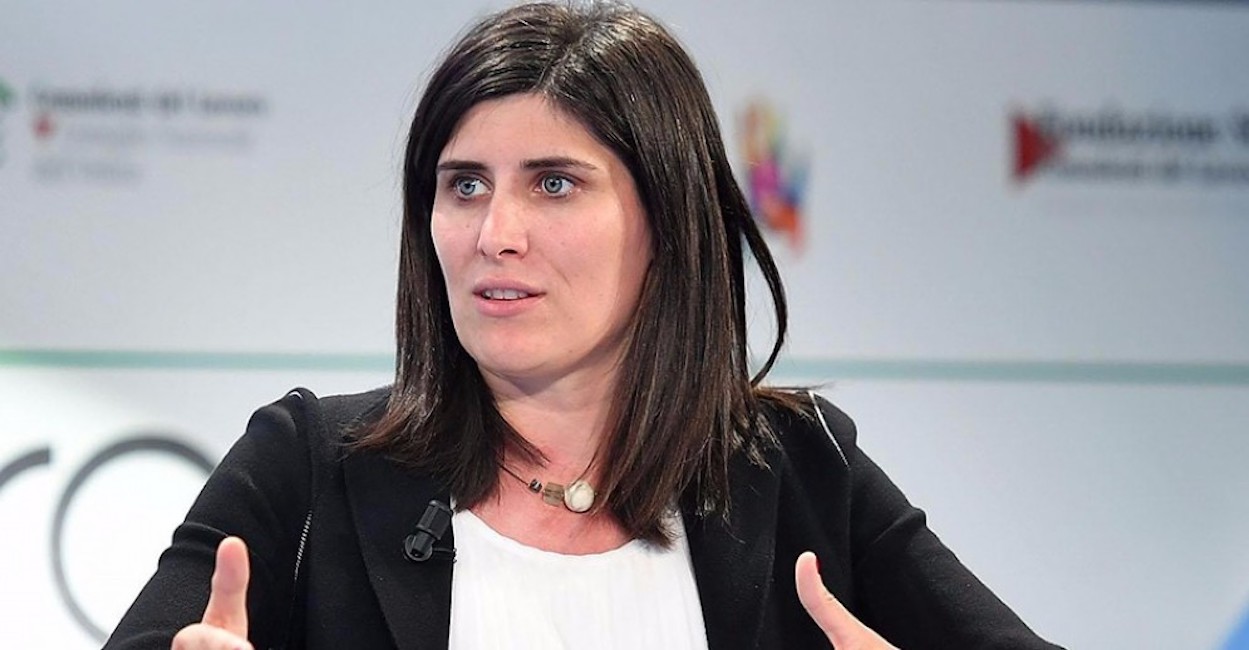 Torino, ancora caos: fiamme nel carcere dove sono detenuti gli anarchici e Appendino sotto scorta