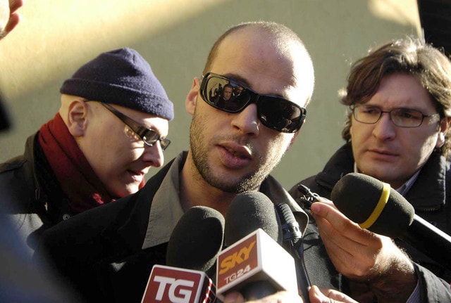 Strage di Erba, Azouz Marzouk a Radio Cusano Campus: "Olindo e Rosa innocenti. Se fossi stato in casa..."