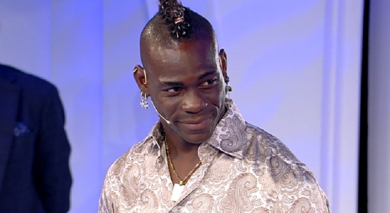 C'è Posta per Te, Maria De Filippi a Balotelli: "Nessuno come te"