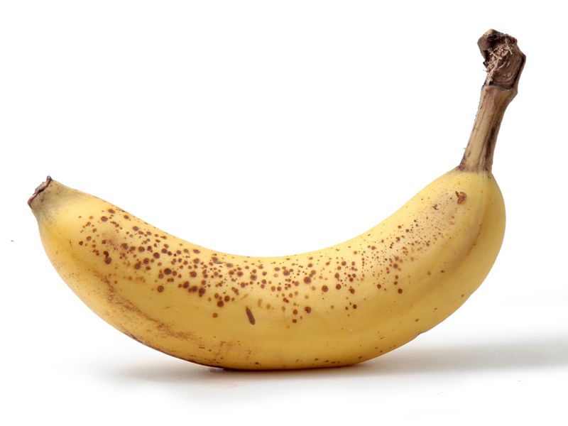 Roma, bimba di 2 anni soffocata da un pezzo di banana