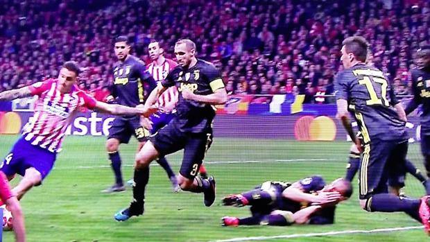 bonucci gol atletico