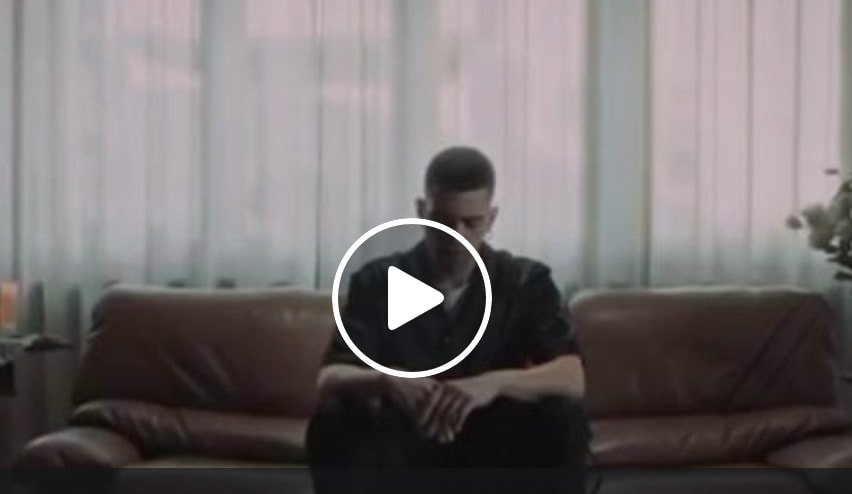 Sora Cesira, Matteo Salvini come Mahmood canta Montalbano e i migranti VIDEO