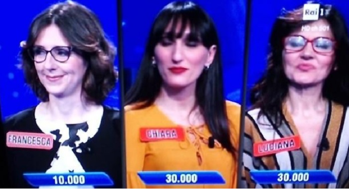 L'Eredità, Flavio Insinna beato tra le donne